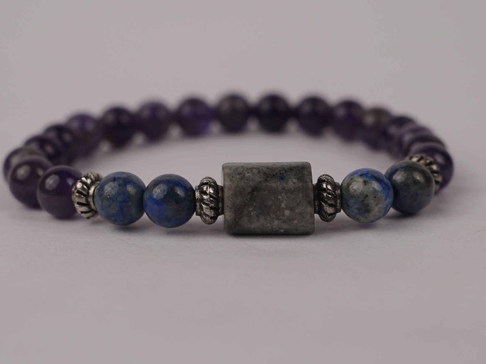 Amethyst Bracelet (Makar Rashi) Capricorn